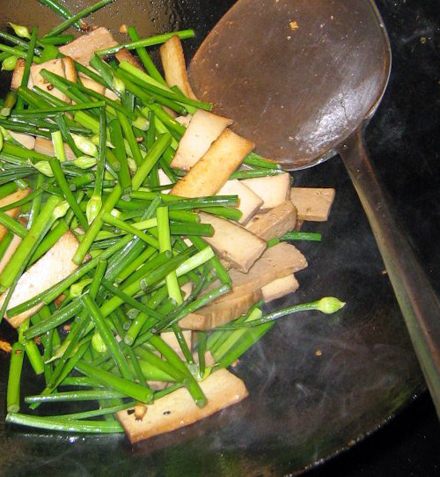 Chive and Tofu in Wok